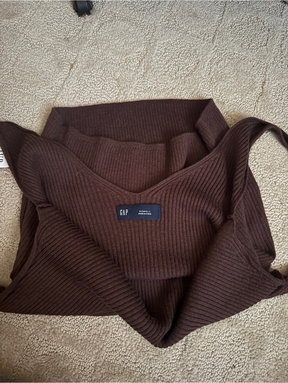 GAP Ribbed V-Neck Tank Top - Brown - Picture 4 of 5